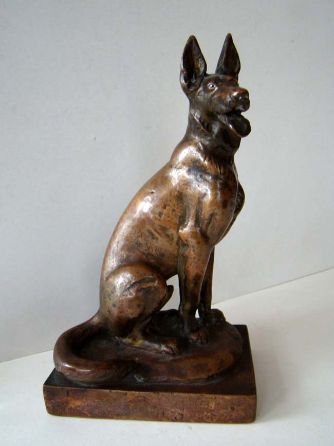 A RARE pair of Paul Herzel (1876-1956) German Shepherd Bookends manufactured by the Pompeian Bronze Company circa 1920 — image 2